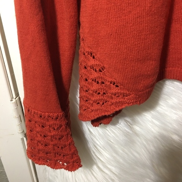 NANETTE LEPORE SWEATER/TOP - Picture 4 of 6